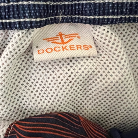 🌟3 for $25🌟 Dockers Men’s Medium Orange/Blue Multi Pocket Bathing Board Shorts - Picture 2 of 10